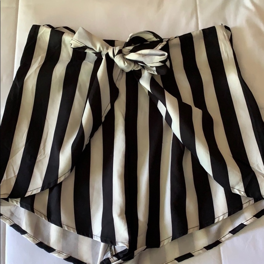 super high rise striped soft shorts